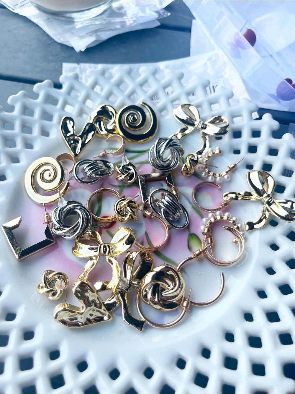 Silver and gold tone lot of jewelry stud posts fashion jewelry